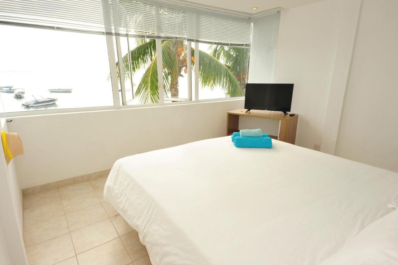 The Beach House - West Coast Mauritius Riviere Noire Exterior photo