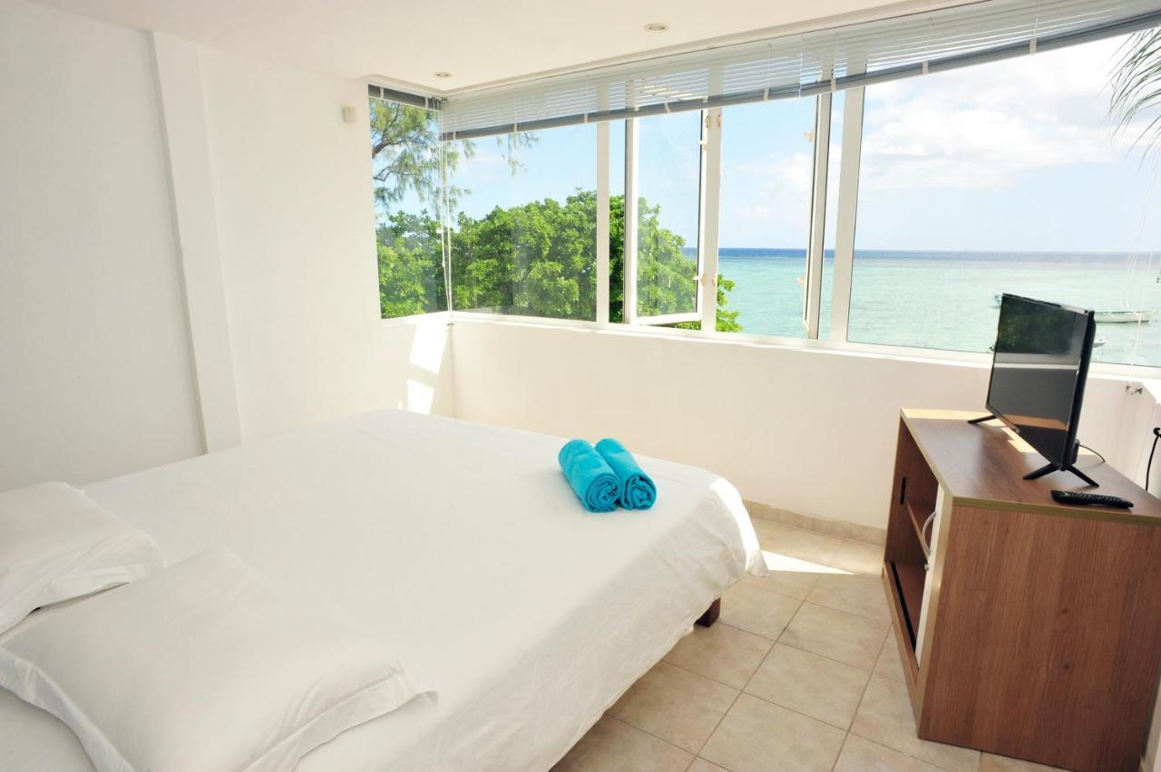 The Beach House - West Coast Mauritius Riviere Noire Exterior photo